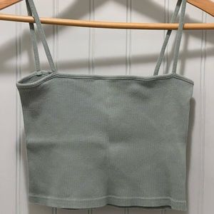 BARELY WORN brandy melville cropped tank